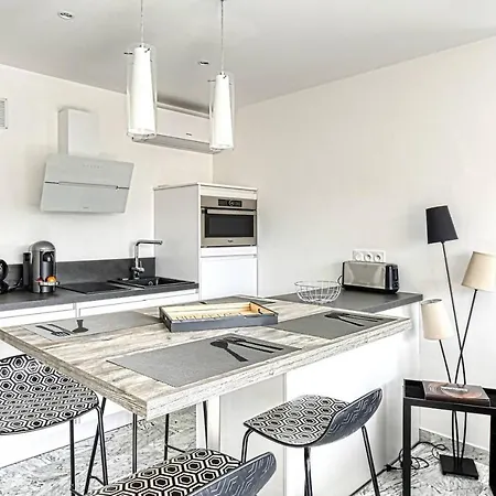 Amazing Croisette Apt With Parking By Guestready *