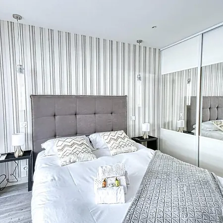 Amazing Croisette Apt With Parking By Guestready